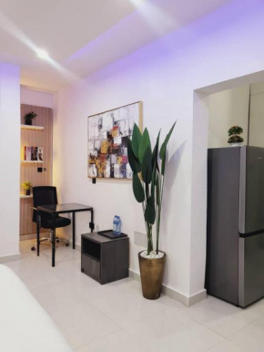 Banana island self contained